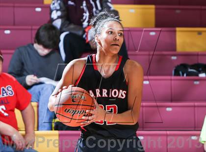 Thumbnail 2 in Cleburne vs. Martin (Fantasy of Lights Tournament) photogallery.