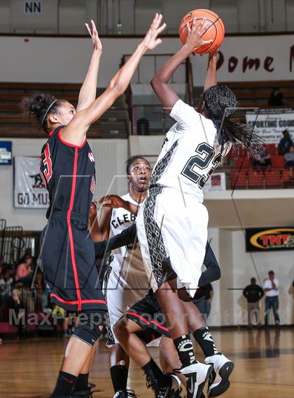 Thumbnail 1 in Cleburne vs. Martin (Fantasy of Lights Tournament) photogallery.
