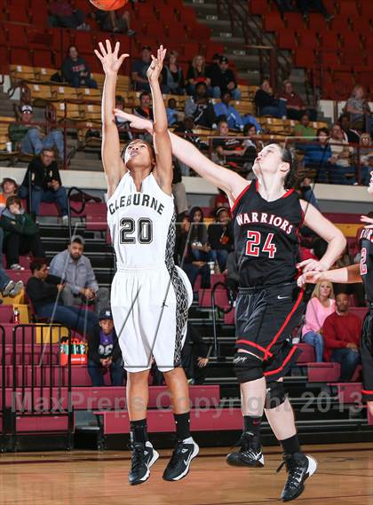 Thumbnail 3 in Cleburne vs. Martin (Fantasy of Lights Tournament) photogallery.