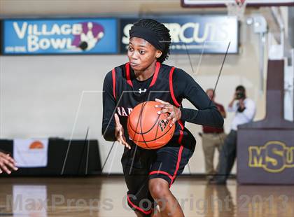Thumbnail 3 in Cleburne vs. Martin (Fantasy of Lights Tournament) photogallery.