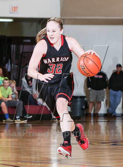 Thumbnail 1 in Cleburne vs. Martin (Fantasy of Lights Tournament) photogallery.