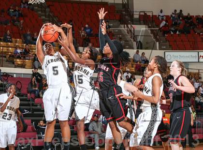 Thumbnail 1 in Cleburne vs. Martin (Fantasy of Lights Tournament) photogallery.