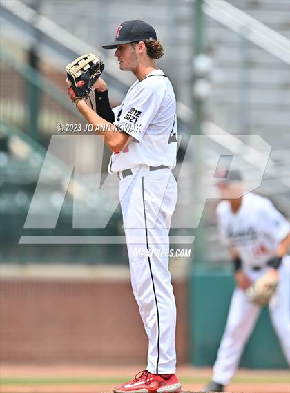 Thumbnail 2 in Cypress Woods vs. Rockwall-Heath (UIL 6A Region 2 Semifinal - Game 3) photogallery.