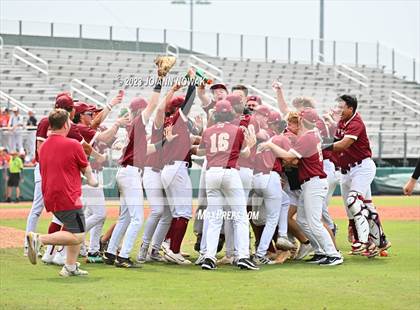 Thumbnail 2 in Cypress Woods vs. Rockwall-Heath (UIL 6A Region 2 Semifinal - Game 3) photogallery.