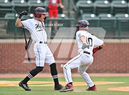 Thumbnail 3 in Cypress Woods vs. Rockwall-Heath (UIL 6A Region 2 Semifinal - Game 3) photogallery.