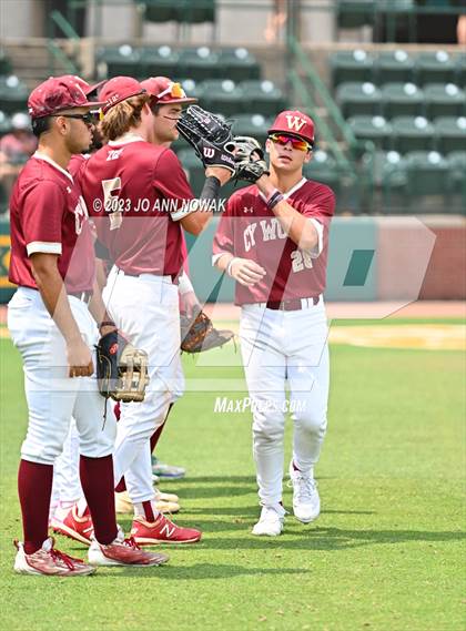 Thumbnail 2 in Cypress Woods vs. Rockwall-Heath (UIL 6A Region 2 Semifinal - Game 3) photogallery.