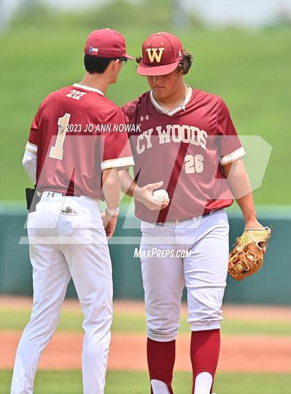 Thumbnail 3 in Cypress Woods vs. Rockwall-Heath (UIL 6A Region 2 Semifinal - Game 3) photogallery.