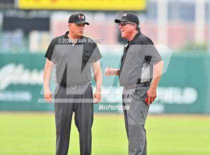 Thumbnail 1 in Cypress Woods vs. Rockwall-Heath (UIL 6A Region 2 Semifinal - Game 3) photogallery.