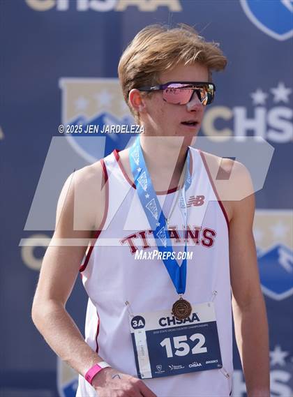 Thumbnail 2 in CHSAA 3A Cross Country Final photogallery.