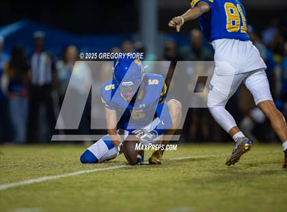 Thumbnail 2 in Notre Dame (SO) @ Bishop Amat photogallery.