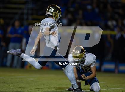 Thumbnail 1 in Notre Dame (SO) @ Bishop Amat photogallery.