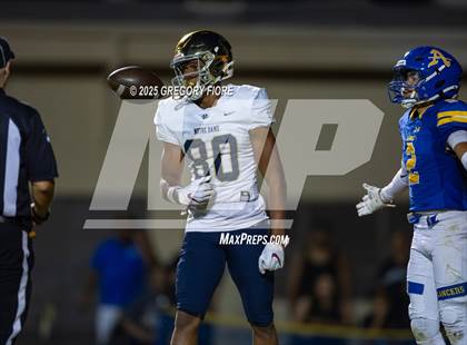 Thumbnail 3 in Notre Dame (SO) @ Bishop Amat photogallery.