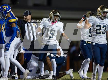 Thumbnail 1 in Notre Dame (SO) @ Bishop Amat photogallery.