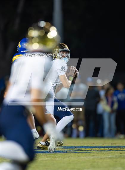 Thumbnail 3 in Notre Dame (SO) @ Bishop Amat photogallery.