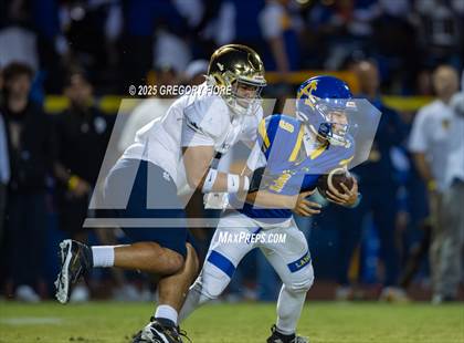Thumbnail 2 in Notre Dame (SO) @ Bishop Amat photogallery.