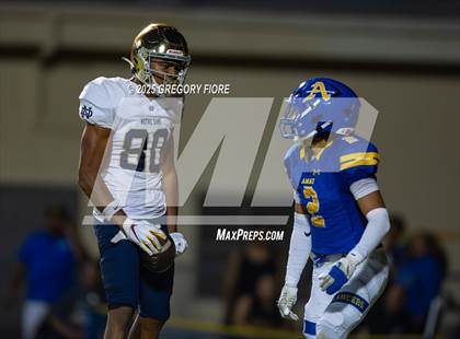 Thumbnail 2 in Notre Dame (SO) @ Bishop Amat photogallery.