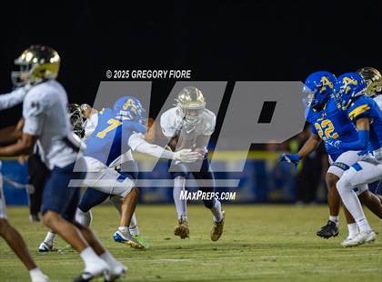 Thumbnail 3 in Notre Dame (SO) @ Bishop Amat photogallery.