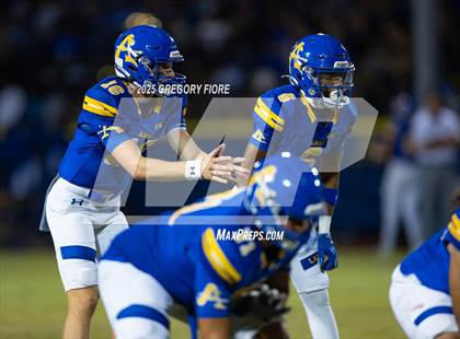 Thumbnail 2 in Notre Dame (SO) @ Bishop Amat photogallery.