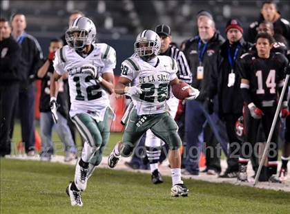 Thumbnail 3 in De La Salle vs. Centennial (CIF State D1 Final) photogallery.