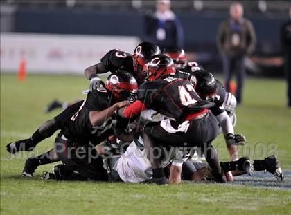 Thumbnail 3 in De La Salle vs. Centennial (CIF State D1 Final) photogallery.