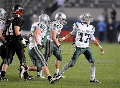 Thumbnail 1 in De La Salle vs. Centennial (CIF State D1 Final) photogallery.