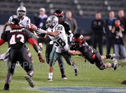 Thumbnail 3 in De La Salle vs. Centennial (CIF State D1 Final) photogallery.