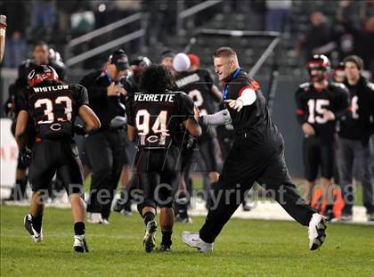 Thumbnail 3 in De La Salle vs. Centennial (CIF State D1 Final) photogallery.