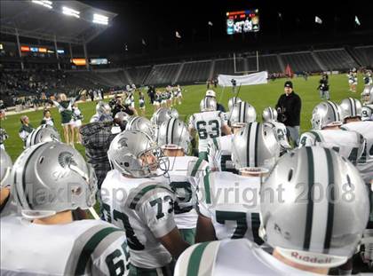 Thumbnail 2 in De La Salle vs. Centennial (CIF State D1 Final) photogallery.