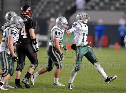 Thumbnail 2 in De La Salle vs. Centennial (CIF State D1 Final) photogallery.