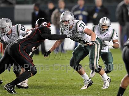 Thumbnail 1 in De La Salle vs. Centennial (CIF State D1 Final) photogallery.