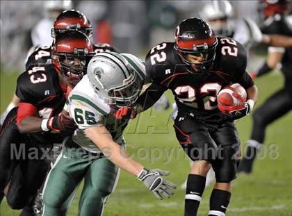 Thumbnail 2 in De La Salle vs. Centennial (CIF State D1 Final) photogallery.