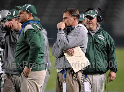 Thumbnail 2 in De La Salle vs. Centennial (CIF State D1 Final) photogallery.