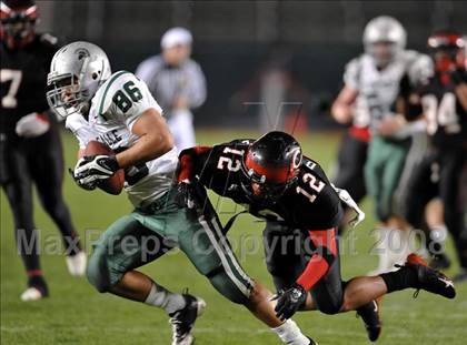 Thumbnail 2 in De La Salle vs. Centennial (CIF State D1 Final) photogallery.