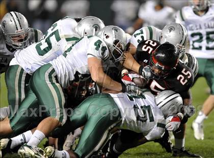 Thumbnail 3 in De La Salle vs. Centennial (CIF State D1 Final) photogallery.