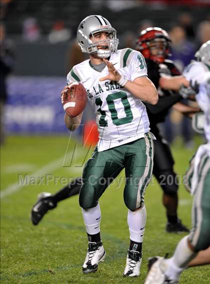 Thumbnail 1 in De La Salle vs. Centennial (CIF State D1 Final) photogallery.