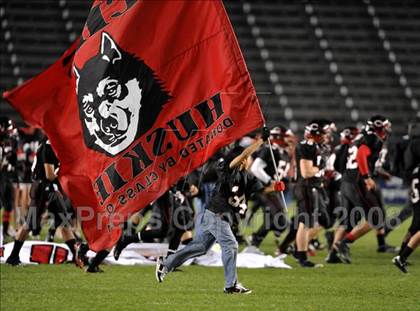 Thumbnail 2 in De La Salle vs. Centennial (CIF State D1 Final) photogallery.
