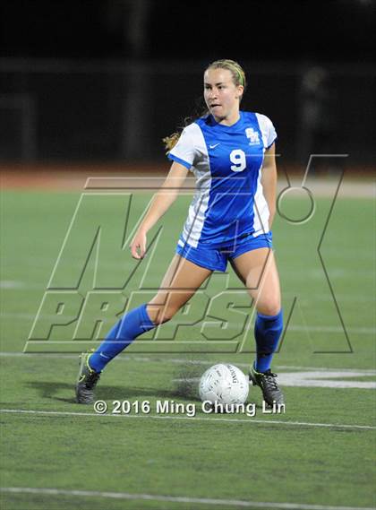 Thumbnail 2 in Tesoro vs. Santa Margarita (CIF SS D1 Final) photogallery.