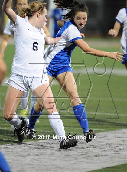 Thumbnail 2 in Tesoro vs. Santa Margarita (CIF SS D1 Final) photogallery.