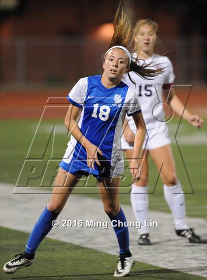 Thumbnail 3 in Tesoro vs. Santa Margarita (CIF SS D1 Final) photogallery.