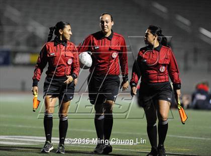 Thumbnail 2 in Tesoro vs. Santa Margarita (CIF SS D1 Final) photogallery.