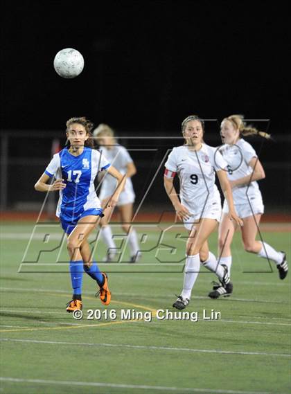 Thumbnail 3 in Tesoro vs. Santa Margarita (CIF SS D1 Final) photogallery.