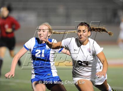 Thumbnail 2 in Tesoro vs. Santa Margarita (CIF SS D1 Final) photogallery.