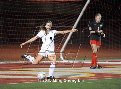 Thumbnail 2 in Tesoro vs. Santa Margarita (CIF SS D1 Final) photogallery.