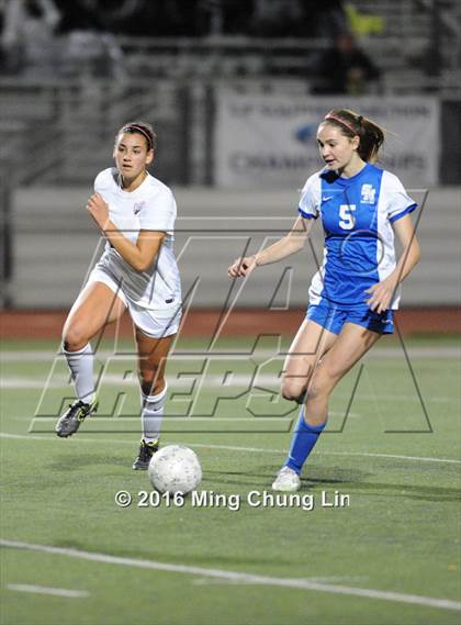 Thumbnail 3 in Tesoro vs. Santa Margarita (CIF SS D1 Final) photogallery.
