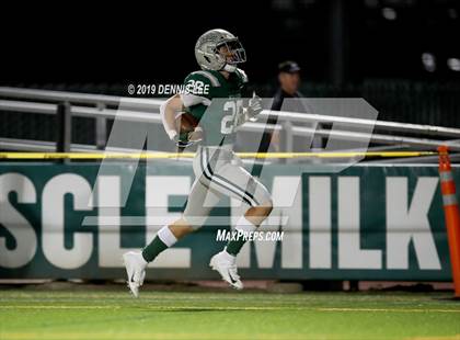 Thumbnail 2 in Buchanan @ De La Salle photogallery.