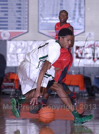 Thumbnail 1 in Findlay Prep @ Montrose Christian (Tarkanian Classic) photogallery.