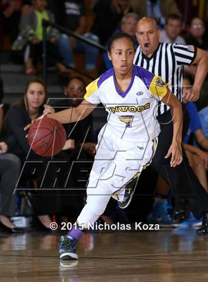 Thumbnail 1 in Windward vs. Lynwood (CIF SS Playoffs) photogallery.