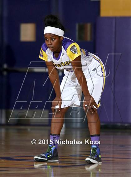 Thumbnail 3 in Windward vs. Lynwood (CIF SS Playoffs) photogallery.
