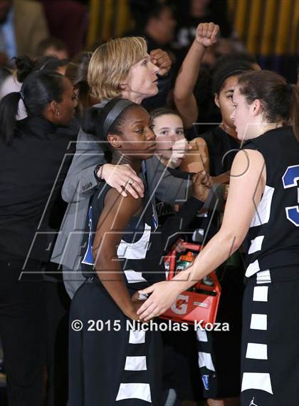 Thumbnail 1 in Windward vs. Lynwood (CIF SS Playoffs) photogallery.