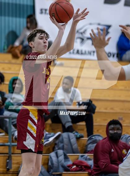 Thumbnail 2 in Liberty vs. Davis (Simply Showdown) photogallery.